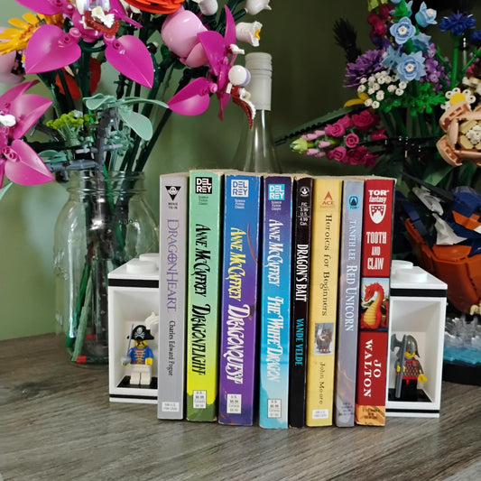 Bookends with LEGO® Minifigure Display – Brick-Inspired Book & DVD Showcase