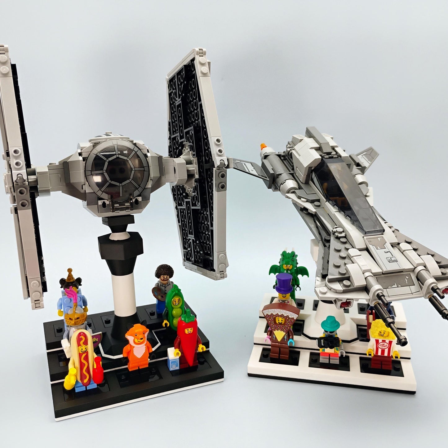 Display for LEGO® Minifigures with Adjustable Ship Stand