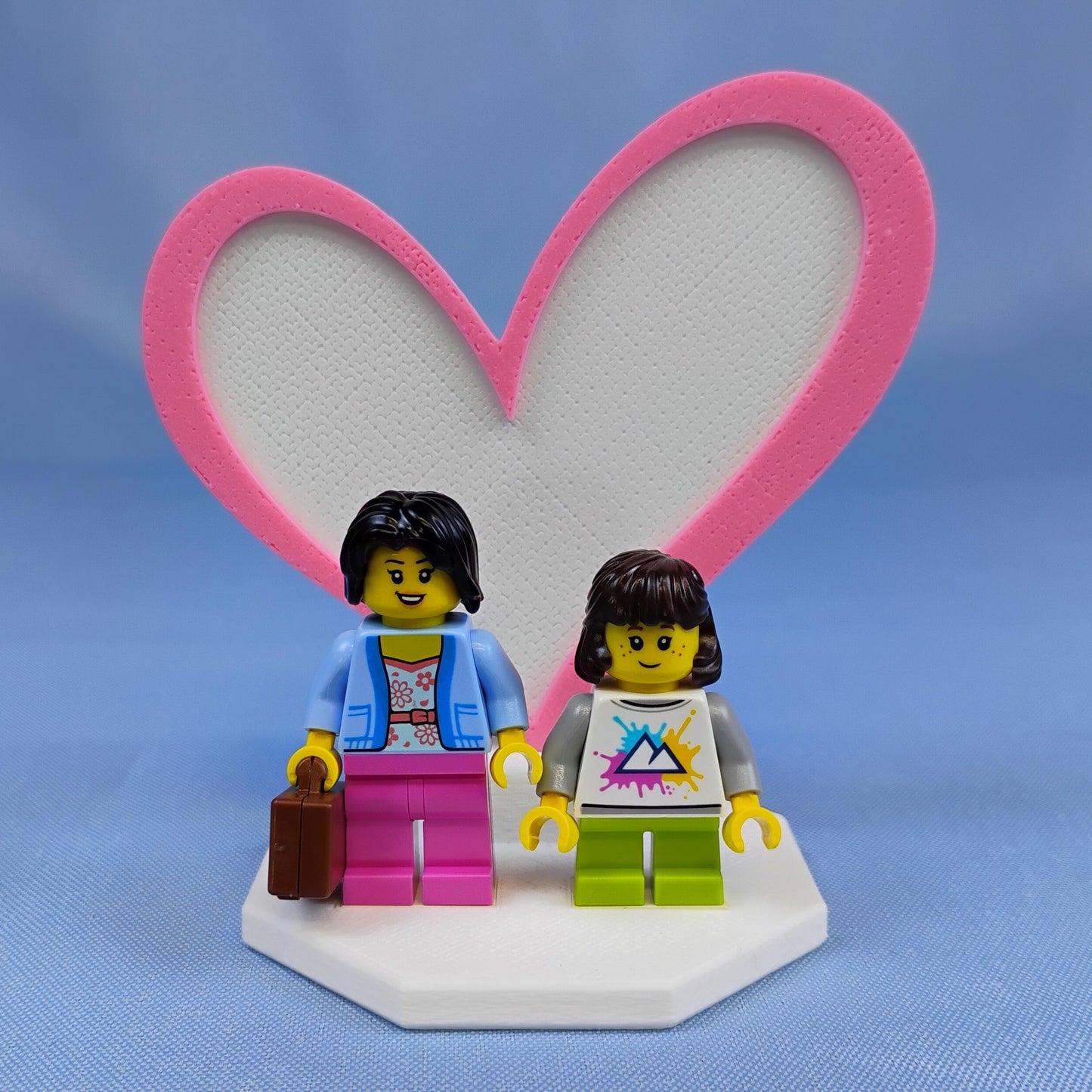 Heart Display for LEGO® Minifigures | Father's Day Gift