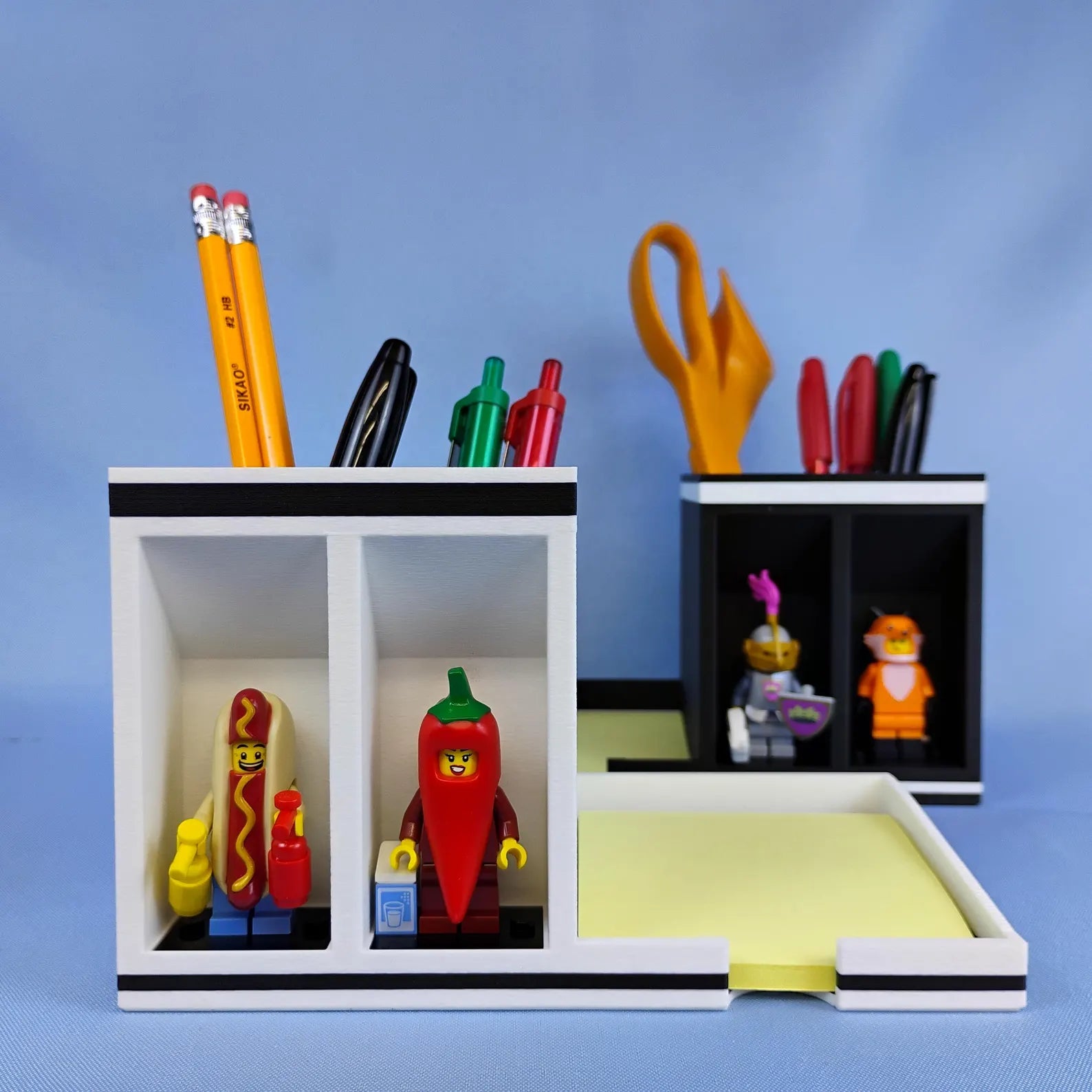 Post-it Note desk organizer with pen holder, sticky note tray, and LEGO® minifigure display spots