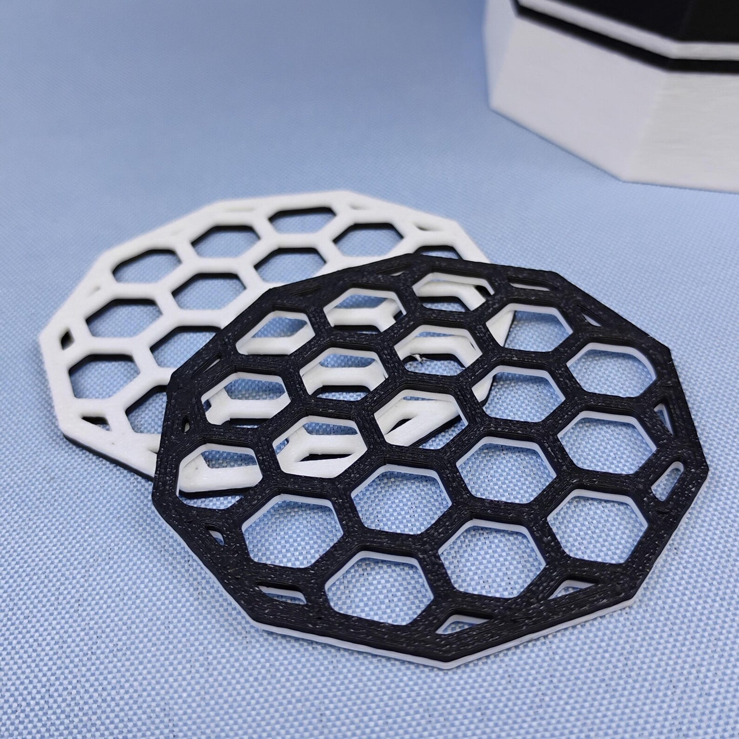 Black and white removable grid inserts for holding LEGO® botanical flower stems upright